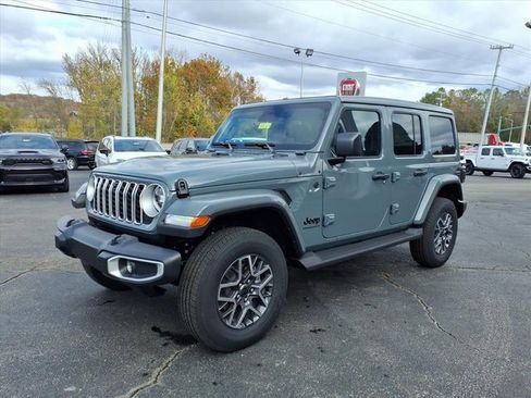 New 2026 Jeep Wrangler Sahara image 5