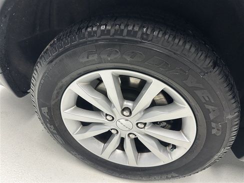 Used 2014 Dodge Durango SXT AWD/4WD image 17