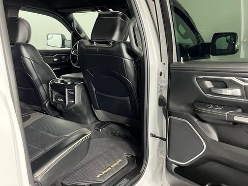 Used 2022 RAM 1500 Laramie AWD/4WD image 27