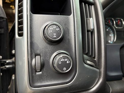 Used 2015 Chevrolet Silverado 1500 LT image 19