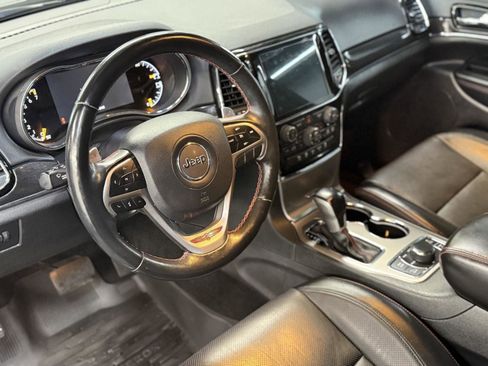 Used 2021 Jeep Grand Cherokee Trailhawk w/ Trailhawk Luxury Group image 17