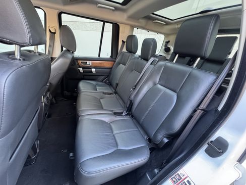 Used 2016 Land Rover LR4 HSE LUX image 33