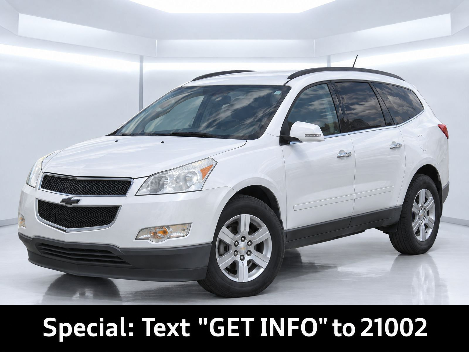 Used 2011 Chevrolet Traverse LT FWD 360° Tour
