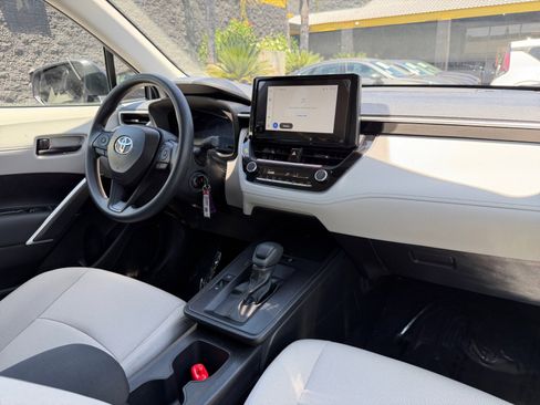 Used 2026 Toyota Corolla Cross L FWD image 19