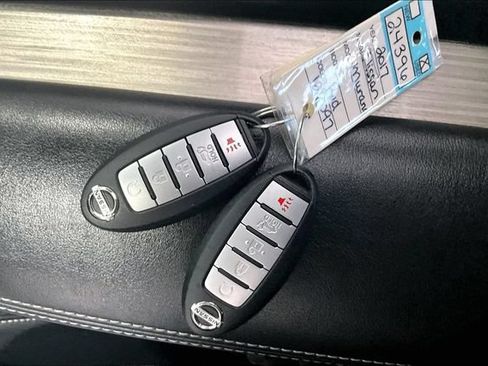 Used 2017 Nissan Murano SL AWD/4WD image 41