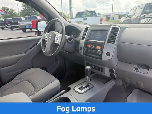 Used 2020 Nissan Frontier SV RWD image 12