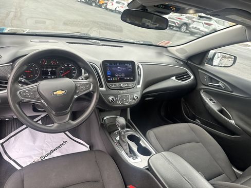 Used 2023 Chevrolet Malibu LT image 14