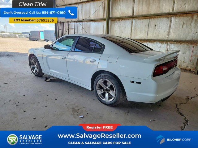 Used 2013 Dodge Charger SE w/ Sport Appearance Group RWD image 3