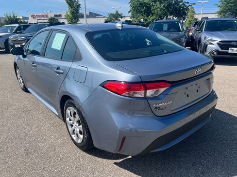 Used 2021 Toyota Corolla LE w/ Carpet Mat Package (TMS) image 5