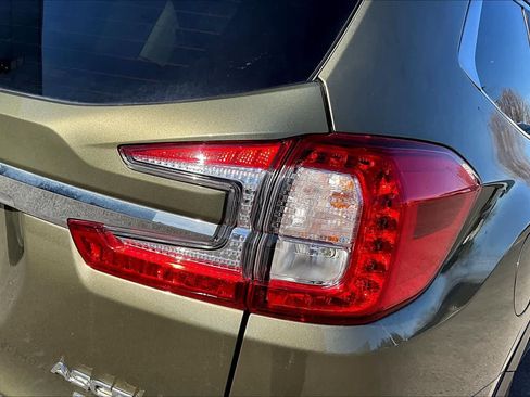 Used 2024 Subaru Ascent Limited w/ Technology Package image 32