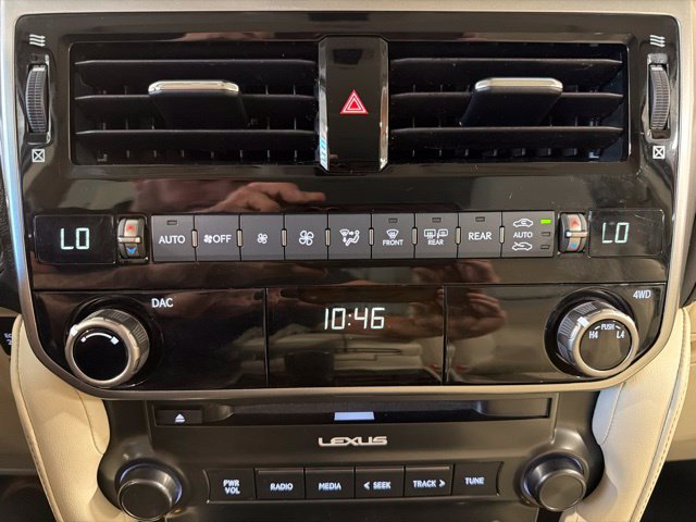 Used 2023 Lexus GX 460 Premium w/ Premium Package AWD/4WD image 21