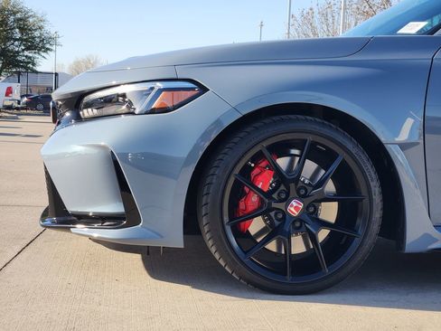 Certified 2024 Honda Civic Type R image 8