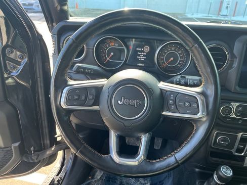 Used 2023 Jeep Wrangler Altitude image 15