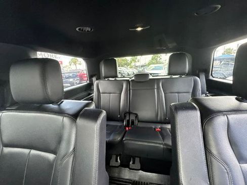 Certified 2021 Ford Expedition XLT RWD image 18