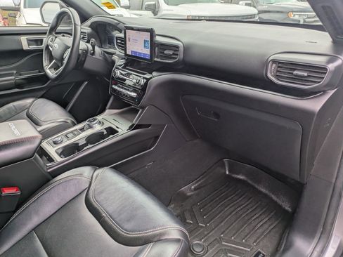 Used 2022 Ford Explorer ST w/ Equipment Group 401A image 28