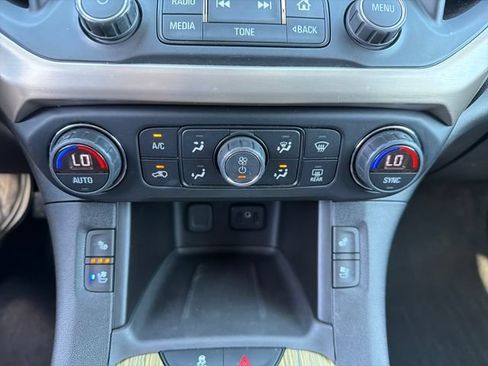 Used 2019 GMC Acadia Denali AWD/4WD image 14