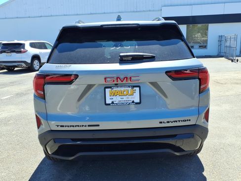 New 2026 GMC Terrain Elevation w/ Elevation Premium Package AWD/4WD image 5
