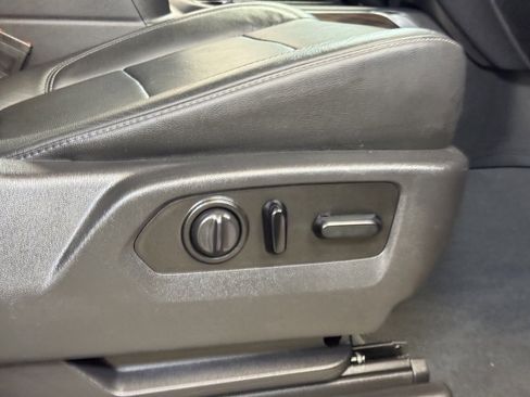 Used 2019 GMC Sierra 1500 SLT w/ SLT Premium Plus Package image 27