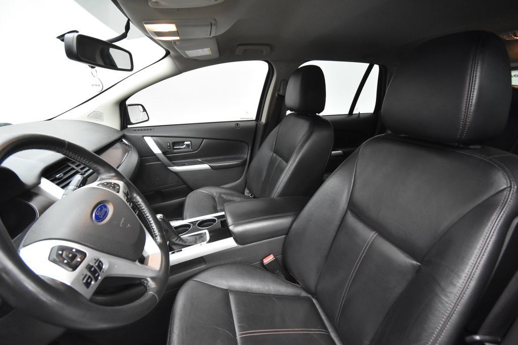 Used 2013 Ford Edge Limited FWD image 14