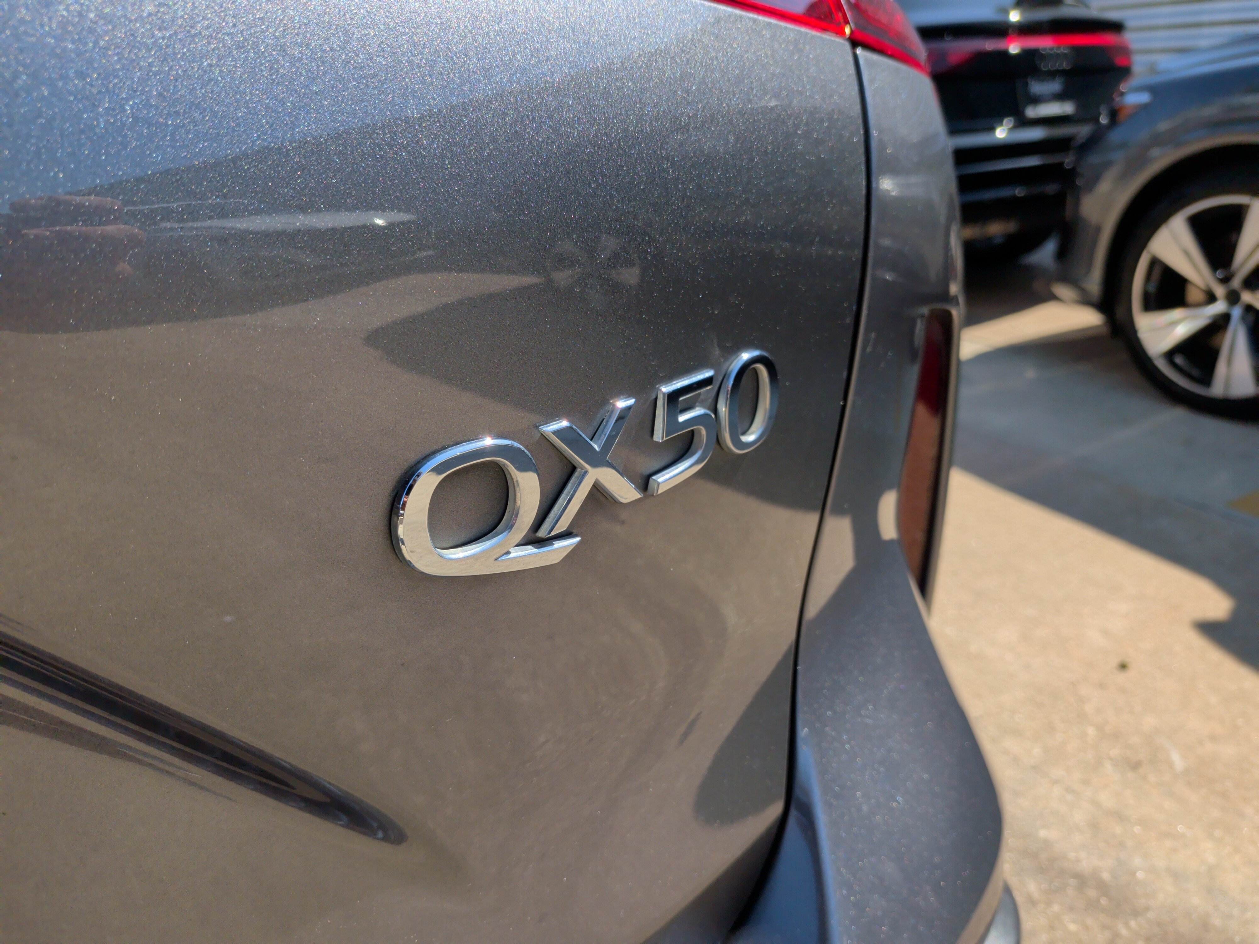 Used 2019 INFINITI QX50 Essential w/ Sensory Package FWD image 37