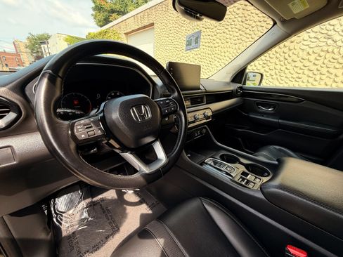 Used 2024 Honda Pilot EX-L image 16