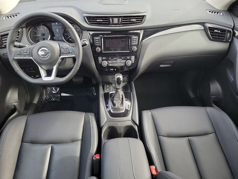 Certified 2022 Nissan Rogue Sport SL w/ Premium Package image 19