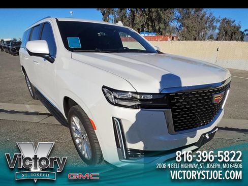 Used 2024 Cadillac Escalade ESV Premium Luxury image 9