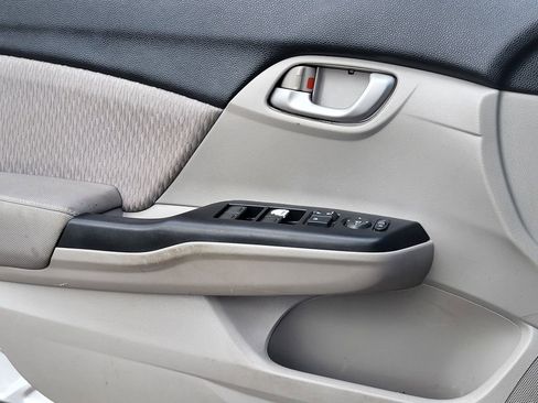 Used 2015 Honda Civic LX image 19
