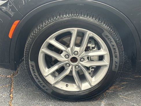 Used 2024 Dodge Durango GT image 11