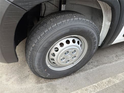 Used 2025 RAM ProMaster 3500 w/ Upfitter's Prep Package image 13