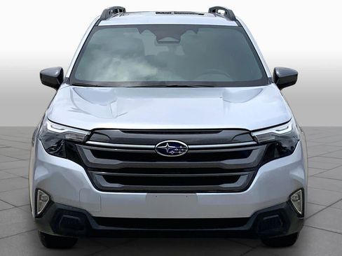 Used 2026 Subaru Forester Premium AWD/4WD image 4