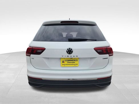 Used 2024 Volkswagen Tiguan SE AWD/4WD image 7
