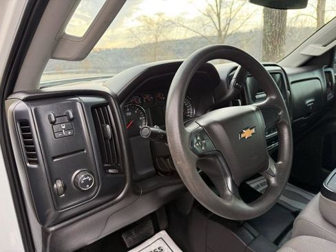 Used 2016 Chevrolet Silverado 2500 W/T image 16