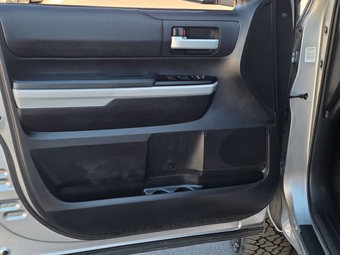 Used 2020 Toyota Tundra SR5 image 11