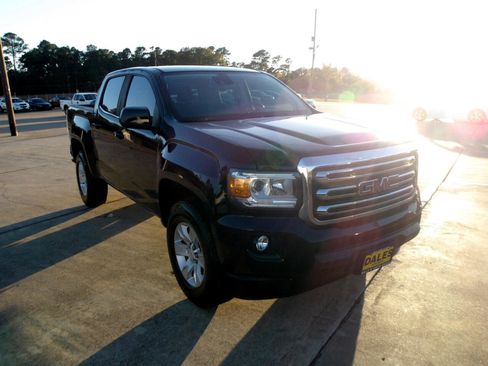 Used 2018 GMC Canyon SLE w/ SLE Convenience Package image 4