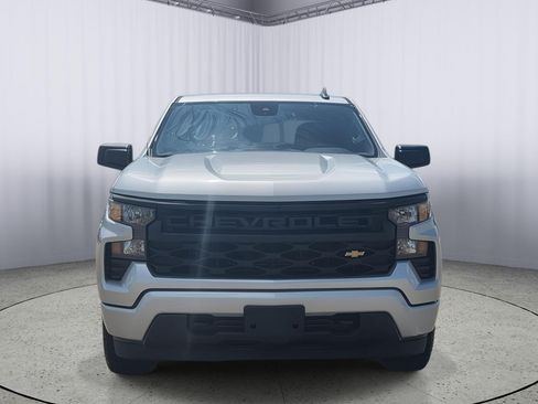 Used 2022 Chevrolet Silverado 1500 Custom AWD/4WD image 2