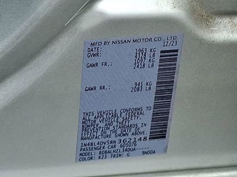 Used 2024 Nissan Altima 2.5 SV image 29