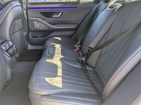Certified 2022 Mercedes-Benz S 500 S 500 image 19