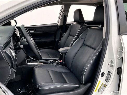 Used 2019 Toyota Corolla XLE image 31