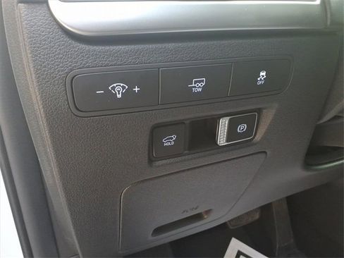 Used 2025 Hyundai Palisade SEL image 19