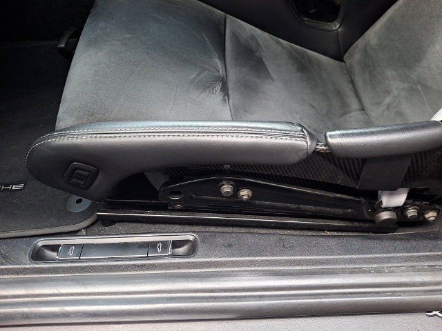 Used 2016 Porsche Cayman GT4 RWD image 17