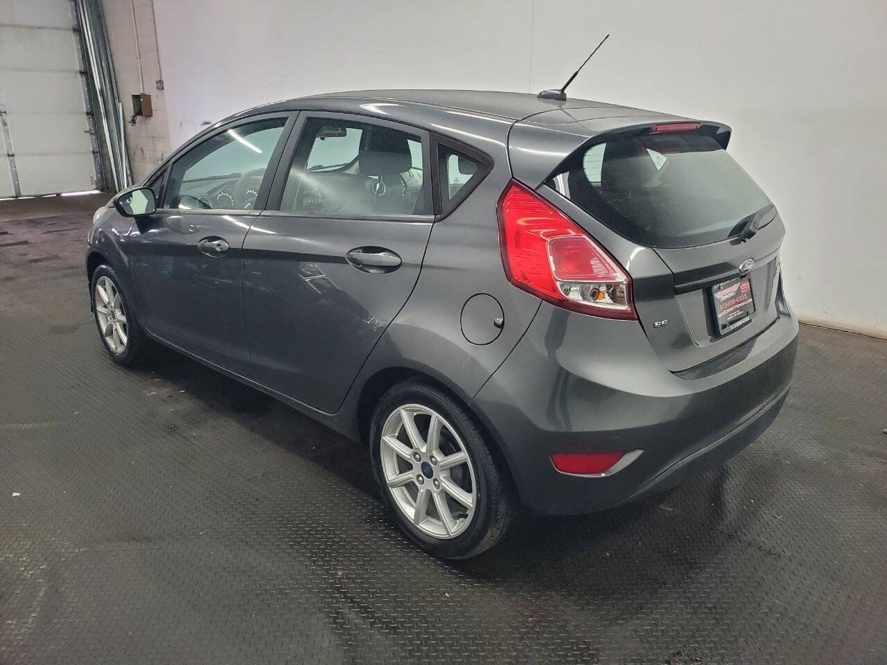 Used 2019 Ford Fiesta SE w/ Equipment Group 201A FWD image 5