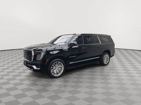 Certified 2025 GMC Yukon XL Elevation w/ LPO, Elevation Black Package AWD/4WD image 40