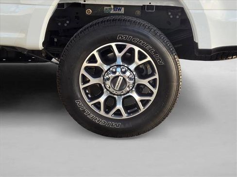 Used 2022 Ford F350 Lariat w/ Lariat Ultimate Package image 22