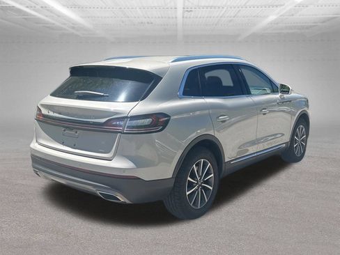 Used 2020 Lincoln Aviator Reserve w/ Equipment Group 202A AWD/4WD image 5