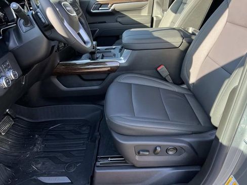 New 2026 GMC Sierra 1500 Elevation w/ Elevation Premium Package AWD/4WD image 17