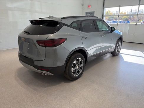 New 2025 Chevrolet Blazer LT w/ Convenience Package image 6