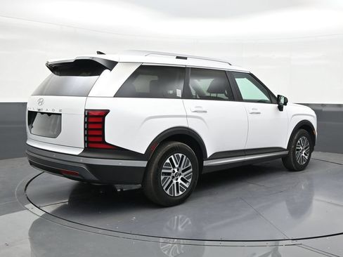 Used 2026 Hyundai Palisade SEL Premium FWD image 5