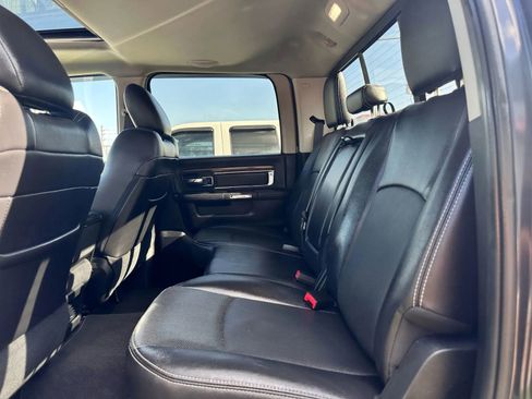 Used 2017 RAM 2500 Laramie w/ Convenience Group image 12