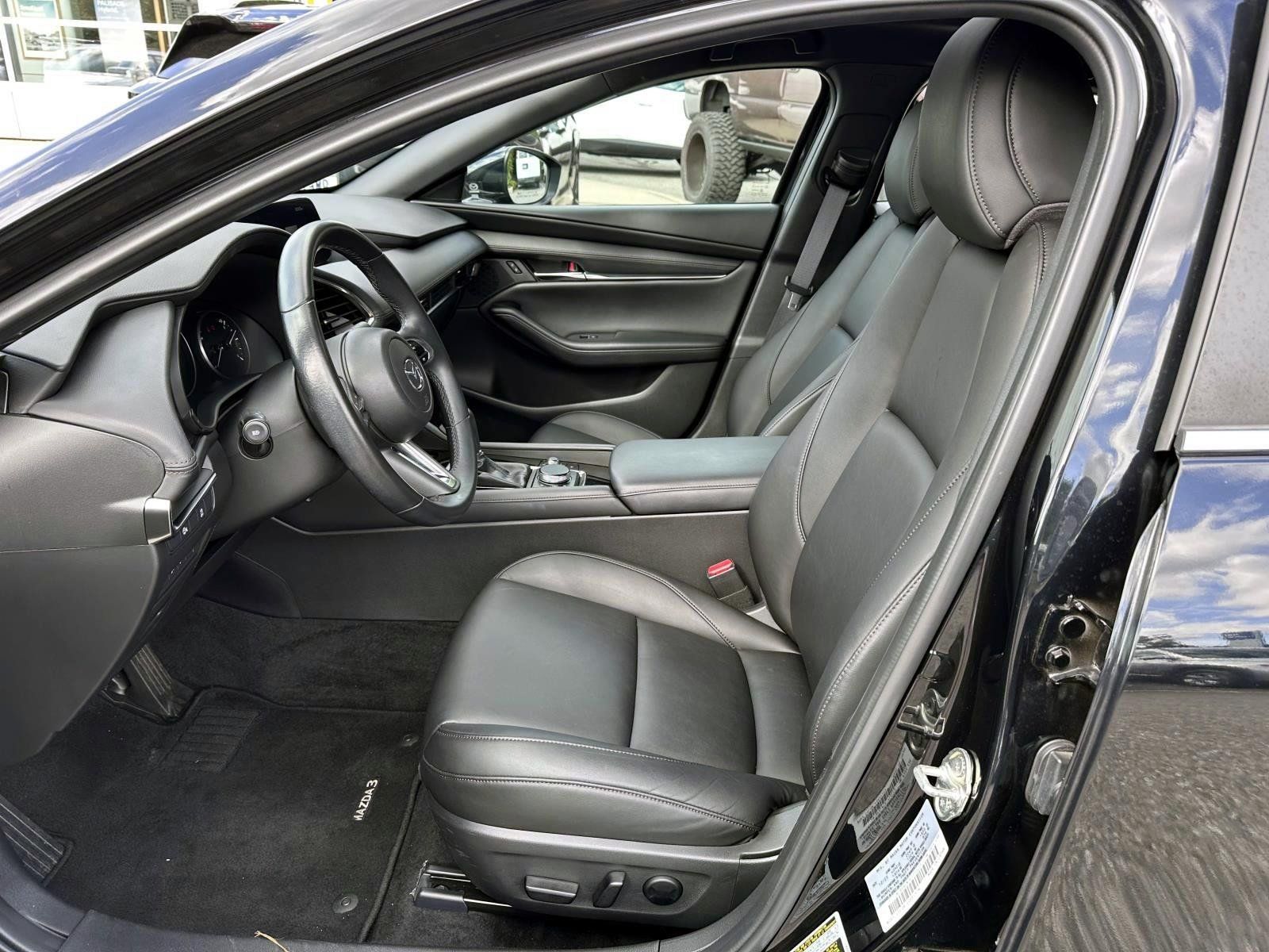 Used 2024 MAZDA MAZDA3 s FWD image 11